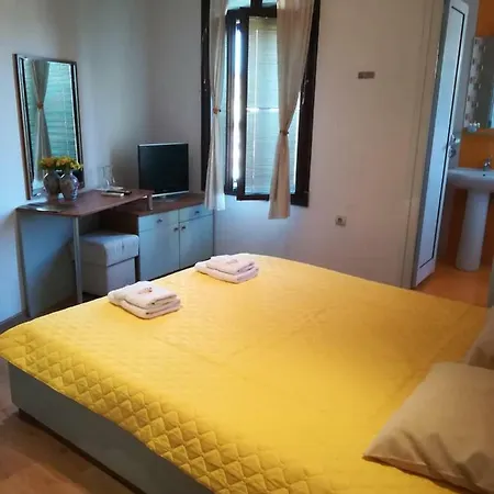 Hotel Maximus 2*
