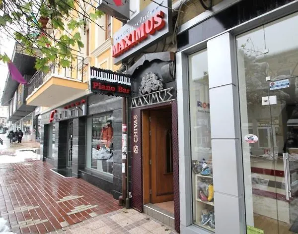 Maximus Hotel Veliko Tarnovo